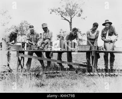 1 179779 giorno di lavaggio per i soldati, Beaudesert, ca. 1937 Foto Stock