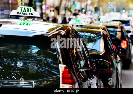 Il francese stazione taxi, Parigi 9th, Francia Foto Stock