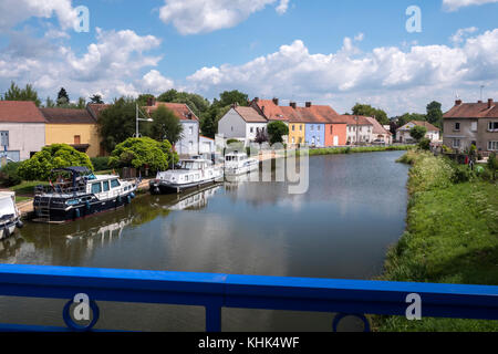 Canal du Centre a Blanzy Saône-et-Loire Bourgogne-Franche-Comte Francia Foto Stock