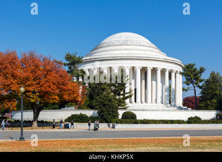 Parte posteriore del Jefferson Memorial da West Potomac Park, Washington DC, Stati Uniti d'America Foto Stock