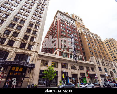 I bei vecchi edifici nel centro di Tulsa - TULSA / OKLAHOMA - 17 OTTOBRE 2017 Foto Stock
