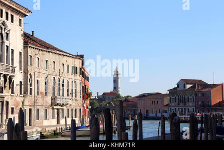 Vista delle case dell'isola di Murano vicino a Venezia in Italia Foto Stock