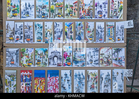 Negozio di souvenir, miniature delle tradizionali tegole azulejo, Lisbona, Portogallo, Europa Foto Stock