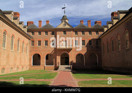 Istituito nel XVII secolo, il College of William and Mary è uno dei più antichi e prestigiosi college elite negli Stati Uniti Foto Stock