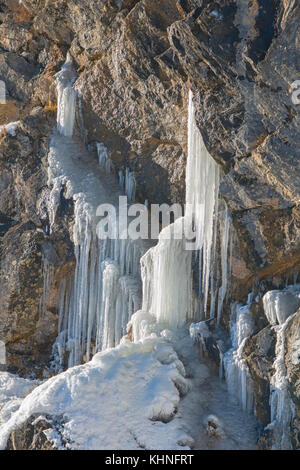 Ghiaccioli al lago Hallstatt, Austria Foto Stock