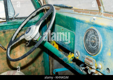 Vintage cruscotto di automobile closeup dettagli Foto Stock
