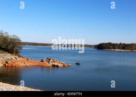 Una giornata al lago di douglas snd dam in Tennessee dell'est. Foto Stock