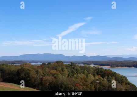 Una giornata al lago di douglas snd dam in Tennessee dell'est. Foto Stock