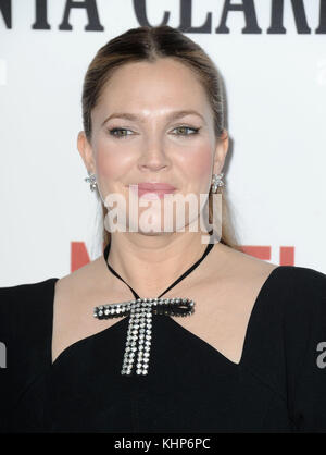 Hollywood, CA - 01 febbraio: drew barrymore assiste la premiere netflix è "Santa Clarita dieta' al cinema arclight glossari affini dome in febbraio 1, 2017 a Hollywood, California persone: drew barrymore Foto Stock