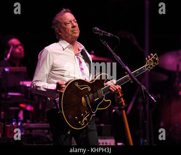 FORT LAUDERDALE, FL - 02 febbraio: Boz Scaggs esegue presso il Centro Broward nel febbraio 02, 2017 a Fort Lauderdale, Florida Persone: Boz Scaggs Foto Stock