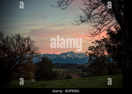 Zugspitze, Wettersteingebirge, Oberbeyern, Germania (vista da Nord) Foto Stock