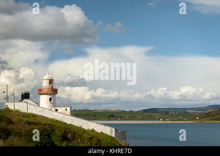 Fari in Irlanda e il faro di Youghal sulla foce del fiume Blackwater sulla baia di Youghal il giorno d'estate a Youghal, contea di Cork, Irlanda Foto Stock