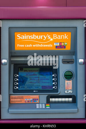 Sainsbury's Bank bancomat macchina. Foto Stock