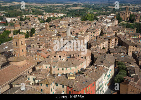 Rinascimentale Chiesa di San Martino (chiesa di Saint Martin) nel centro storico di Siena elencati di patrimonio mondiale dall UNESCO a Siena, Toscana, Italia. 28 Au Foto Stock