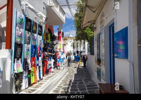 Negozi di souvenir a Mykonos-town, MYKONOS Isola, Cicladi, Egeo, Grecia Foto Stock