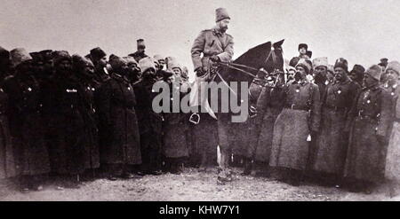 Fotografia del Tsar Nicholas II in un cosacco uniforme. Tsar Nicholas II (1868-1918) l'ultimo imperatore della Russia. In data xx secolo Foto Stock