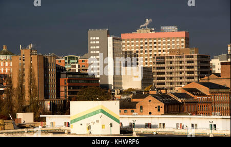 La mattina presto luce sulla città di NOTTINGHAM, NOTTINGHAMSHIRE REGNO UNITO Inghilterra Foto Stock