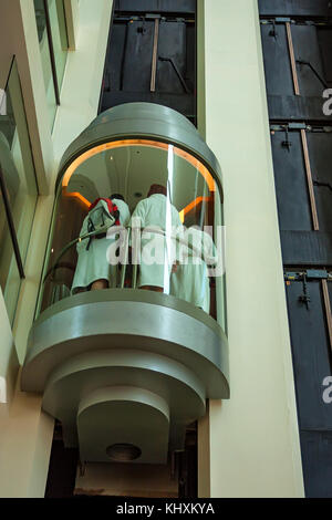 Moderno ascensore in hotel Foto Stock