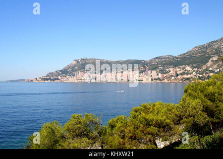 Il Principato di Monaco. Il principato visto da Cap Martin attraverso la baia. Foto Stock