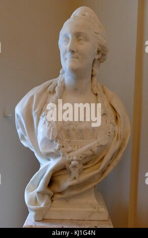 Busto di Marie-Anne Collot 1748-1821 raffiguranti imperatrice russa, Catherine II. 1769. Caterina II di Russia (Caterina la Grande). (1729 - 1796), è stata la più celebre e la più lunga-pregiudiziale leader femminile della Russia, che regna dal 1762 fino alla sua morte nel 1796 all'età di 67. Foto Stock