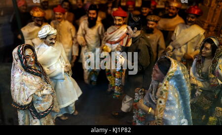 Modello di diorama che mostra l'arrivo del Mahatma Gandhi in India 1915. Mohandas Karamchand Gandhi 1869 - 1948), leader preminente dell'Indiano movimento di indipendenza in British-governata in India. Foto Stock