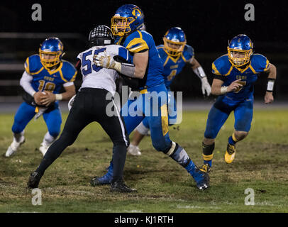 Azione di calcio con uprep high school vs Anderson Anderson, California. Foto Stock