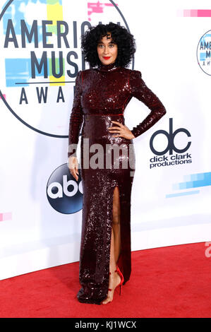 Los Angeles, Stati Uniti d'America. Xix nov, 2017. tracee ellis ross assiste il 2017 American Music Awards al teatro di Microsoft per il mese di novembre 19, 2017 a Los Angeles, California. Credito: geisler-fotopress/alamy live news Foto Stock