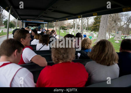Medal of Honor Tour in Al Cimitero Nazionale di Arlington (25493924723) Foto Stock
