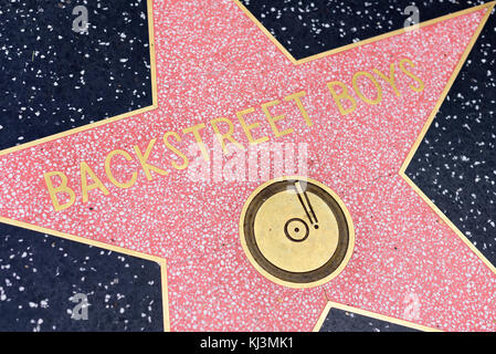 HOLLYWOOD, CA - DICEMBRE 06: Backstreet Boys stella sulla Hollywood Walk of Fame a Hollywood, California il 6 dicembre 2016. Foto Stock