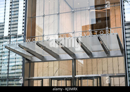 Un osservatorio mondiale in Lower Manhattan. one world trade center è il più alto edificio dell'emisfero occidentale e il terzo edificio più alto in t Foto Stock