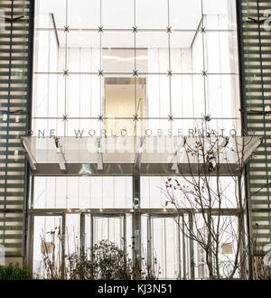 One world trade center ingresso osservatorio di notte nella prima settimana durante la quale gli affittuari hanno iniziato a occupare l'edificio. Foto Stock