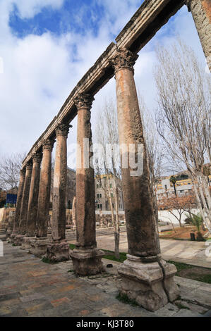 Teatro romano di Amman, Giordania -- Theatre fu costruito il regno di Antonino Pio (138-161 CE), il grande e forte struttura rake poteva ospitare circa 60 Foto Stock