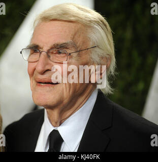 WEST HOLLYWOOD, CA - 24 febbraio: Martin Landau arriva a 2013 Vanity Fair Oscar Party al Sunset Tower il 24 febbraio 2013 in West Hollywood, California Persone: Martin Landau Foto Stock