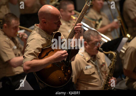 MCPON cinquantesimo anniversario con un concerto presso la U.S. Navy Memorial (35994984164) Foto Stock