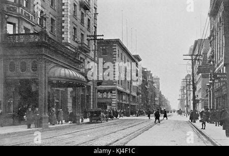 Una vista storica di King Street a Toronto, guardando a ovest da Toronto Street. Questa immagine cattura lo sviluppo urbano e le scene di strada dell'inizio del XX secolo di una delle strade principali di Toronto. Foto Stock