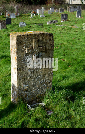 Valkyrie Unity Mitford grave, St. Mary's sagrato, Swinbrook, Oxfordshire, England, Regno Unito Foto Stock