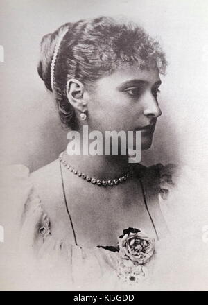 Alexandra Feodorovna (1872 - 1918), imperatrice di Russia in qualità di coniuge di Nicholas II, l'ultimo dominatore dell'impero russo. Originariamente conosciuto come Alix di Hesse e dal Reno, lei era un nipote della regina Victoria del Regno Unito Foto Stock