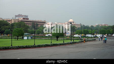 Ferrovia Bhavan è la sede delle ferrovie indiane. Si trova a 1, Raisina Road, New Delhi, vicino il Sansad Bhavan (sede del Parlamento). Foto Stock