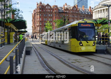 Metrolink (noto anche come Manchester Metrolink) tram/sistema di ferrovia leggera in Greater Manchester, Inghilterra. 2017 Foto Stock