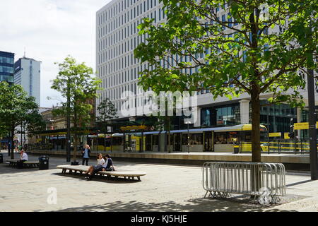 Metrolink (noto anche come Manchester Metrolink) tram/sistema di ferrovia leggera in Greater Manchester, Inghilterra. 2017 Foto Stock