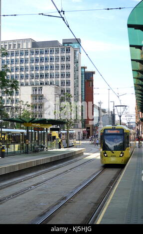 Metrolink (noto anche come Manchester Metrolink) tram/sistema di ferrovia leggera in Greater Manchester, Inghilterra. 2017 Foto Stock