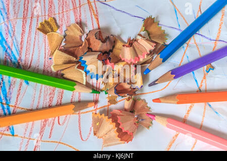 Close up macro shot di color pencil matita di pelo naselli Foto Stock