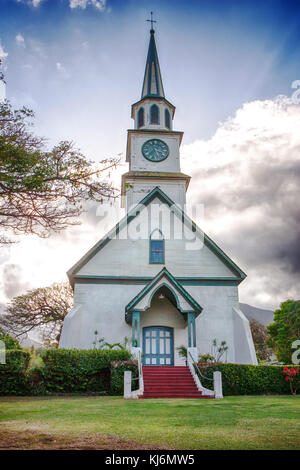 Piccola chiesa di legno con blus sky alle Hawaii Foto Stock