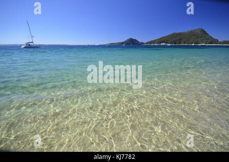 La shoal bay nsw, vista oceano di fronte al monte tomaree Shoal Bay nsw australia Foto Stock