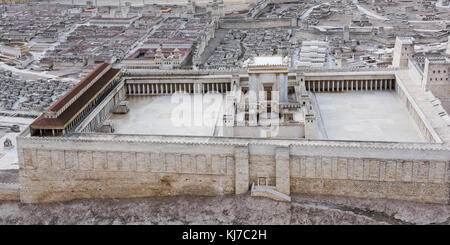 Alta Vista angolare del secondo tempio modello, Museo di Israele, a Gerusalemme, Israele Foto Stock