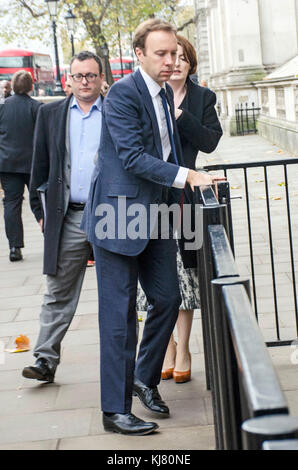 Londra, UK, 21/11/2017 Matthew John David 'Matt' Hancock MP un partito conservatore britannico politico arriva a Downing Street. Foto Stock