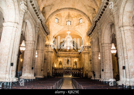 All'interno della Cattedrale di Havana o La Catedral de la Virgen María de la Inmaculada Concepción de La Habana, Havana, Cuba Foto Stock