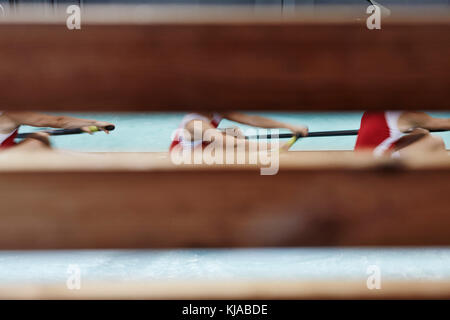 Dettaglio degli studenti a remi Radley Centro di Canottaggio, Oxford, Regno Unito. Architetto: Mulroy architetti, 2016. Foto Stock