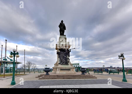 Samuel de Champlain statua nato samuel champlain il padre della Nuova Francia era un navigatore francese, cartografo, disegnatore, soldato, explorer, diplom Foto Stock