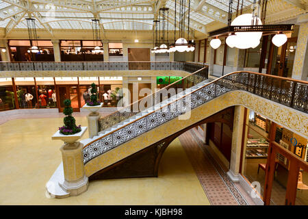 Chicago - 8 settembre 2015: lobby in the rookery building, un punto di riferimento storico situato a 209 South lasalle street nel loop area comunitaria di chic Foto Stock